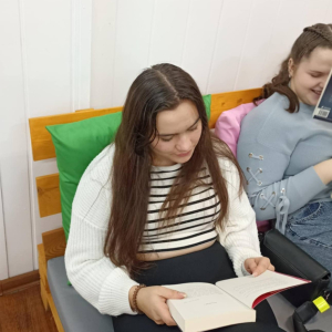 Literackie kody QR w bibliotece szkolnej 