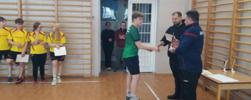 Powiatowe drużynowe zawody w tenisa stołowego dziewcząt i chłopców